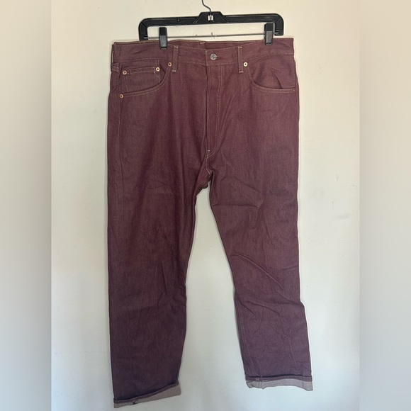 Levis 501 Burgundy Jeans for men W36 L34 - Picture 1 of 3